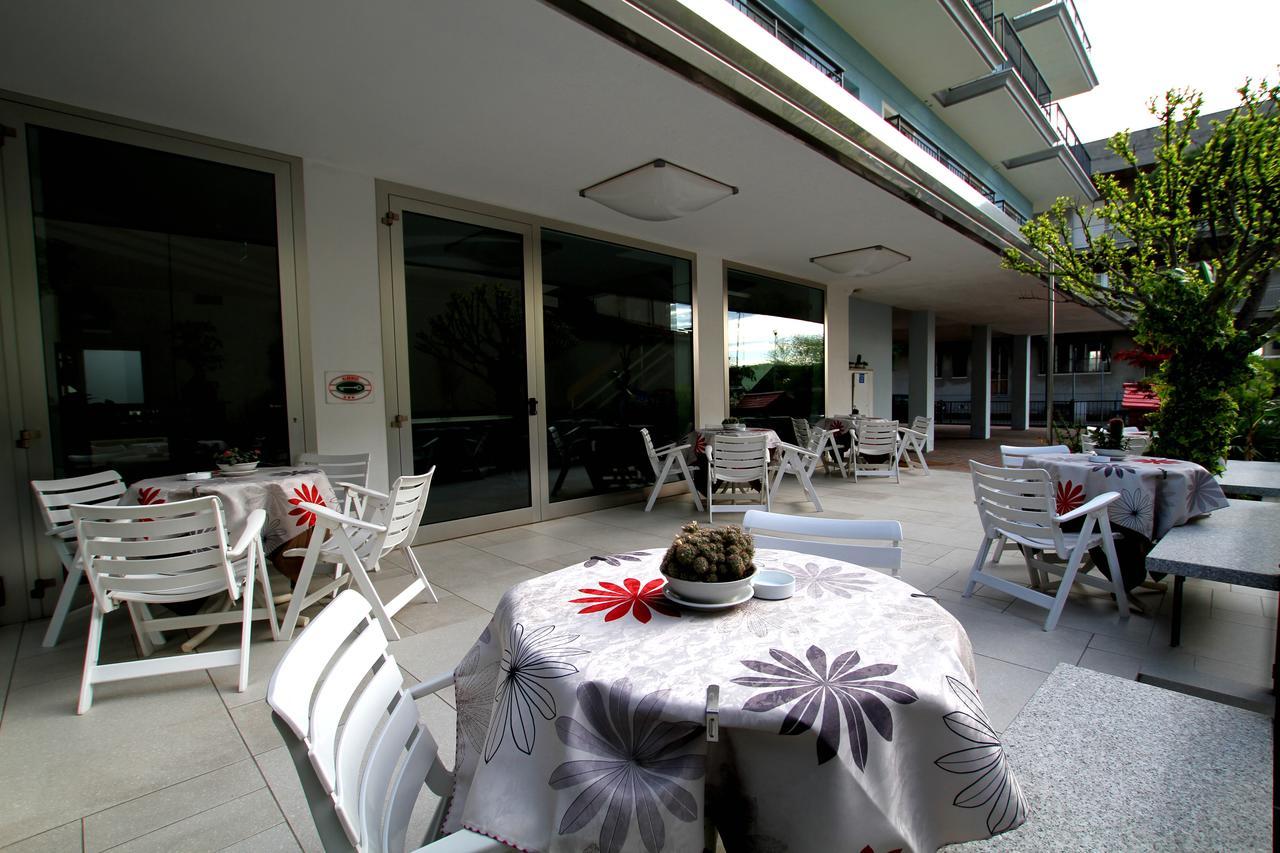 Hotel Capri Bellaria-Igea Marina Bagian luar foto
